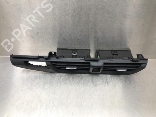 Used Air vent NISSAN MICRA V (K14) 0.9 IG-T (90 hp) 13185921