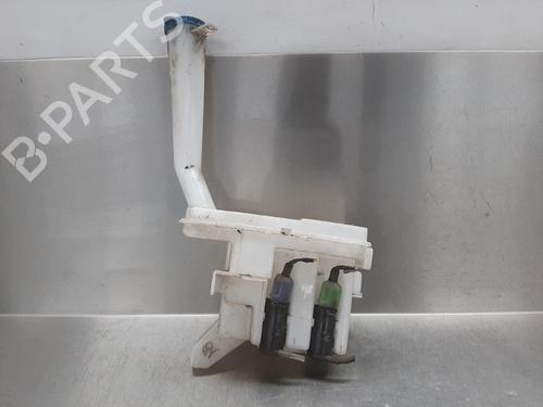 Used Windscreen washer tank Windscreen washer tank SUZUKI ALTO VII (GF, HA25_, HA35_) 1.0 (AMF310, GFC31S) (68 hp) 33218158 33218158