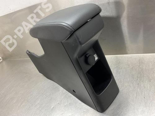 Used Armrest / Center console Armrest / Center console SUZUKI BALENO (FW, EW) 1.0 (A1K310) (112 hp) 10859734 10859734