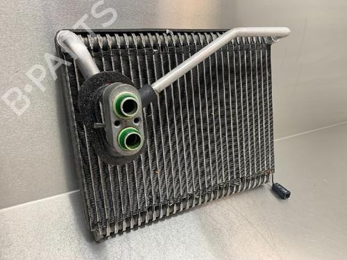 Used Air conditioning evaporator KIA CARENS III MPV (UN) 2.0 CVVT (144 hp) 11779714