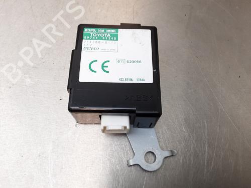 Used Control unit Control unit TOYOTA CAMRY Saloon (_V3_) 3.0 (MCV30_, MCV30R) (186 hp) 10845313 10845313