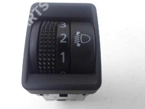 Used Switch Switch NISSAN NOTE (E12) 1.2 DIG-S (98 hp) 10840727 10840727