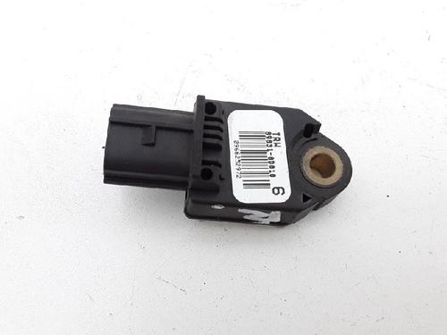 Used Electronic sensor Electronic sensor TOYOTA YARIS (_P9_) 1.4 D-4D (NLP90_, NLP90R) (90 hp) 10832210 10832210