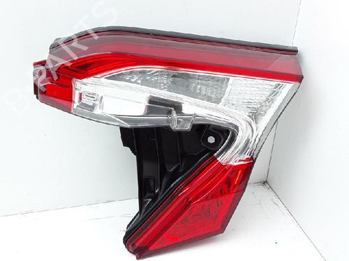 Used Right taillight Right taillight TOYOTA C-HR (_X1_) 1.8 Hybrid (ZYX10_, ZYX11_) (98 hp) 10837936 10837936