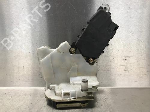 Used Rear right lock SUBARU FORESTER (SG_) 2.0 X AWD (SG5) (158 hp) 13239491