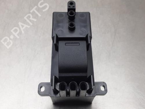 Used Switch HONDA JAZZ IV (GK_) 1.5 (130 hp) 10855997
