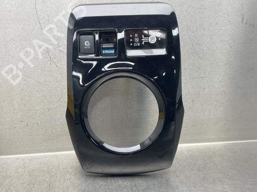 BP25122338O1 main image