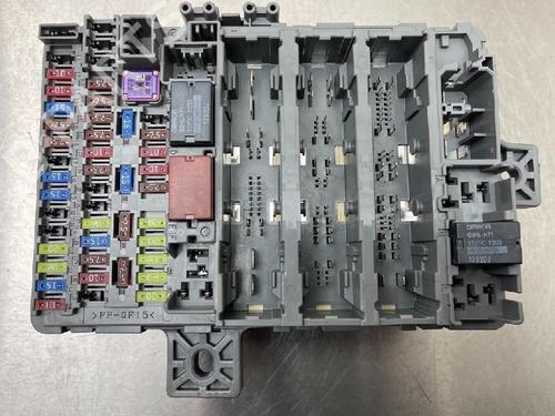 Used Fuse box HONDA CIVIC IX (FK) 1.8 i-VTEC (FK2) (141 hp) 10845766