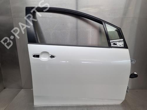 right-front-door-toyota-prius-_w5_-2015-2016-2017-2018-2019-2020-2021-2022-33181271 main image