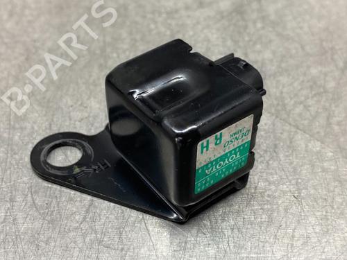 Used Electronic module LEXUS SC Convertible (UZZ40_) 430 (UZZ40_, UZZ40R) (286 hp) 10858809