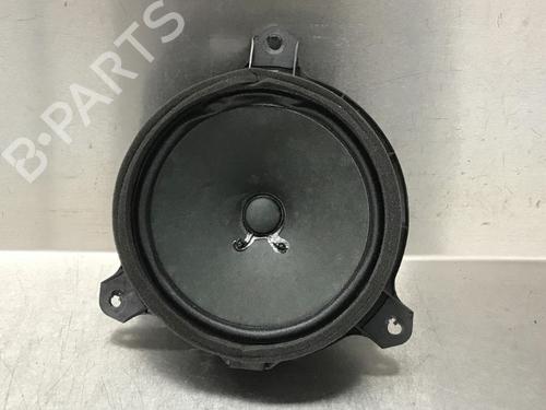 Used Speaker SUBARU TREZIA 1.3 (NSP120X, NSP120L) (99 hp) 12052843