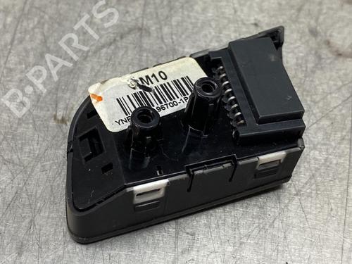 Steering wheel controls KIA VENGA (YN) 1.6 CVVT | BP13182773E15 