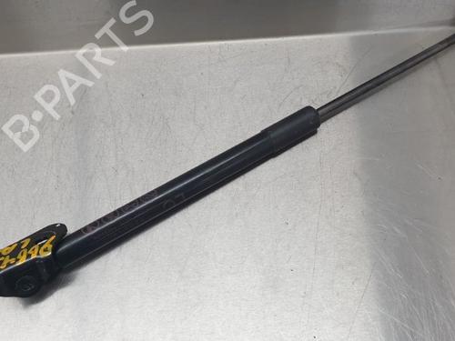Used Tailgate lift support TOYOTA YARIS (_P13_) 1.5 Hybrid (NHP130_) (101 hp) 13180028