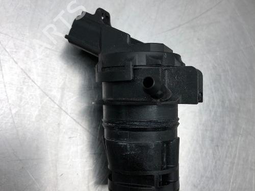 Used Washer pump Washer pump 13185709 13185709