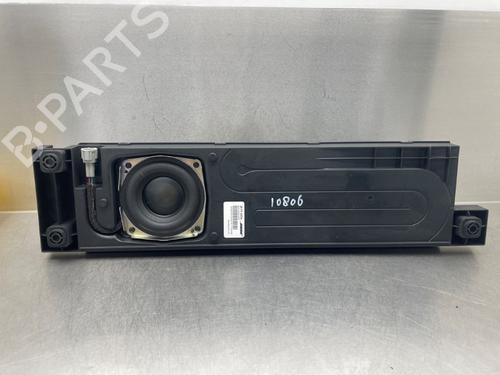Used Electronic module NISSAN LEAF (ZE1) Electric (150 hp) 25122308