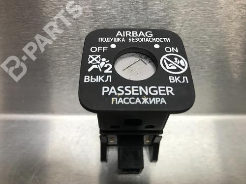 switch-toyota-c-hr-_x1_-12-ngx10_-ngx10r-2016-10851830 main image