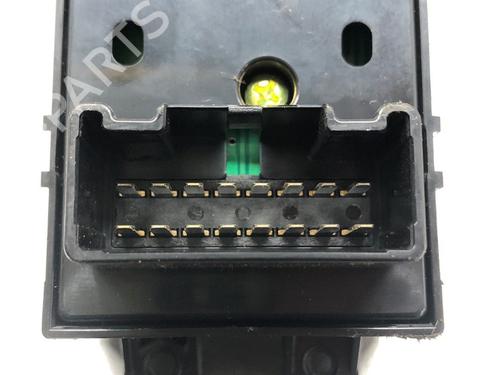 Switch KIA CEE'D Sportswagon (JD) 1.6 CRDi 136 | BP17642144I30 
