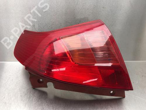 Used Right taillight Right taillight 15085100 15085100