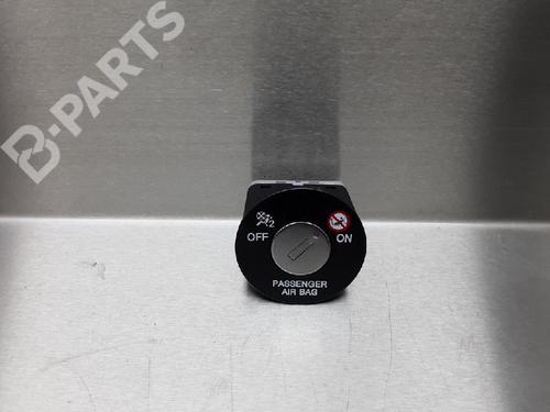 Used Switch Switch KIA VENGA (YN) 1.6 CVVT (125 hp) 10842641 10842641