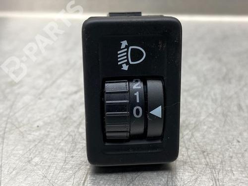 switch-suzuki-celerio-lf-10-avk310-2014-10857407 main image