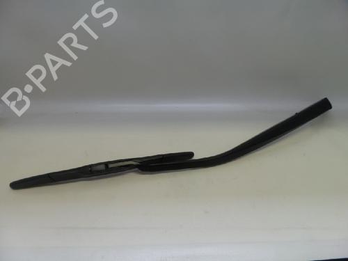 Used Front windshield wiper arm TOYOTA AURIS Estate (_E18_) 1.8 Hybrid (ZWE186_, ZWE186R, ZWE186H) (136 hp) 13168481