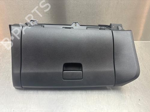 Used Glove box HONDA HR-V (RU) 1.5 (RU1) (130 hp) 16902099