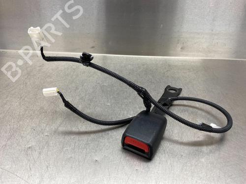 Used Seat buckle TOYOTA RAV 4 IV (_A4_) 2.5 Hybrid 4WD (AVA44_) (155 hp) 13182537