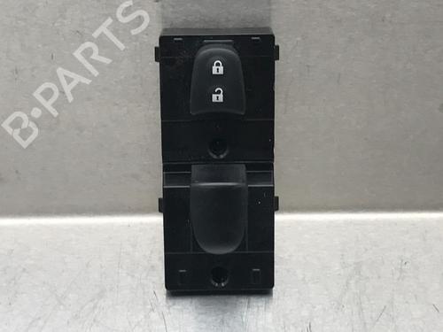 Used Switch NISSAN QASHQAI II SUV (J11, J11_) 1.6 DIG-T (163 hp) 10857156
