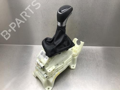 Used Gear lever HYUNDAI SONATA V (NF) 3.3 (233 hp) 16733799