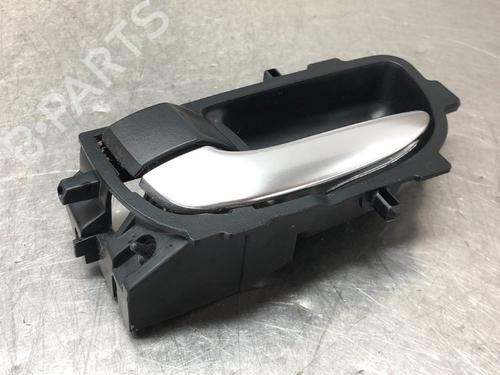 Used Front left exterior door handle TOYOTA AURIS (_E18_) 1.4 D-4D (NDE180_, NDE180R) (90 hp) 16037117