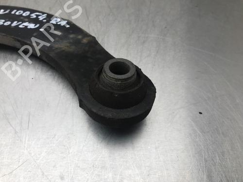 Right rear suspension arm TOYOTA AURIS (_E18_) 1.8 Hybrid (ZWE186_, ZWE186R) | BP12202843M15 