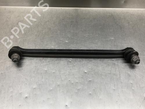 Used Right front suspension arm TOYOTA YARIS (_P21_, _PA1_, _PH1_) 1.5 Hybrid (MXPH10, MXPH11) (116 hp) 17048541