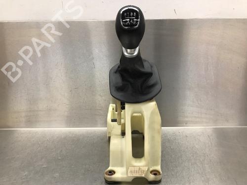 Used Gear lever KIA SPORTAGE III (SL) 1.6 GDI (135 hp) 17685196