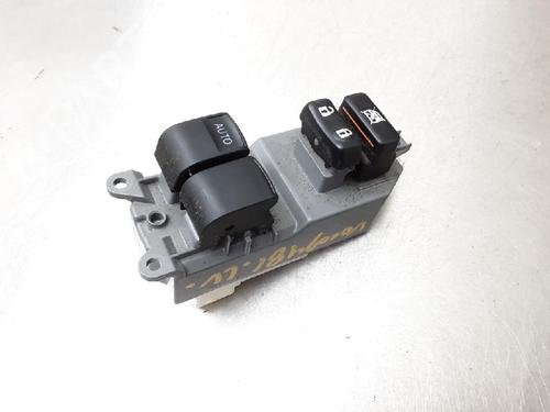 Used Switch TOYOTA YARIS (_P13_) 1.0 (KSP130_, KSP130) (69 hp) 10845551