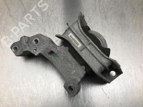 Used Engine mount NISSAN JUKE (F15) 1.6 (117 hp) 10848569