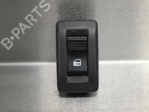 Used Switch TOYOTA HIACE IV Van (__H1_, __H2_) 2.5 D-4D 4WD (KLH18, KLH28) (102 hp) 10852665