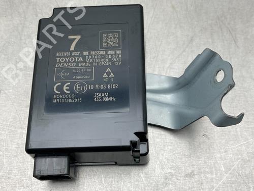 Used Electronic module TOYOTA YARIS (_P13_) 1.5 Hybrid (NHP130_) (101 hp) 10853265