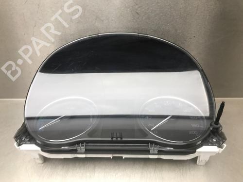 Used Instrument cluster Instrument cluster 15795090 15795090