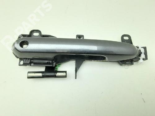 Used Front left exterior door handle Front left exterior door handle TOYOTA RAV 4 V (_A5_, _H5_) 2.5 Hybrid (AXAH52) (218 hp) 10840982 10840982