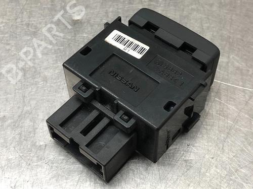 Switch NISSAN JUKE (F15) 1.2 DIG-T | BP12093657I30 