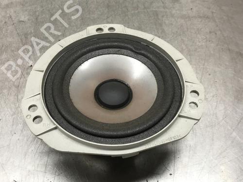 Used Speaker SUBARU FORESTER (SG_) 2.0 X AWD (SG5) (158 hp) 11235422