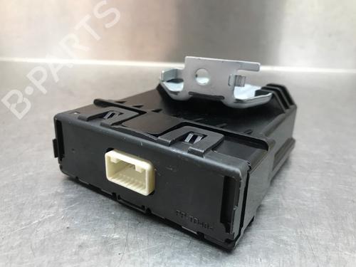 Used Electronic module NISSAN LEAF (ZE1) Electric (150 hp) 25122394