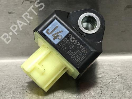 Elektronische module TOYOTA YARIS (_P21_, _PA1_, _PH1_) 1.5 Hybrid (MXPH10, MXPH11) (116 hp) 17831619