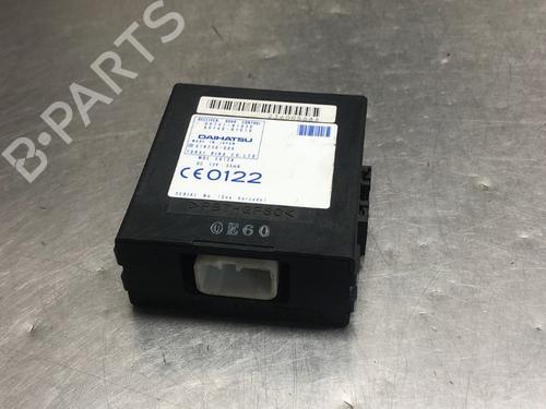 Used Electronic module DAIHATSU MATERIA (M4_) 1.3 (91 hp) 17641913