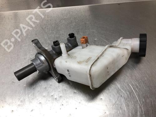 Used Brake master cylinder KIA CEE'D Sportswagon (JD) 1.6 CRDi 110 (110 hp) 13514363