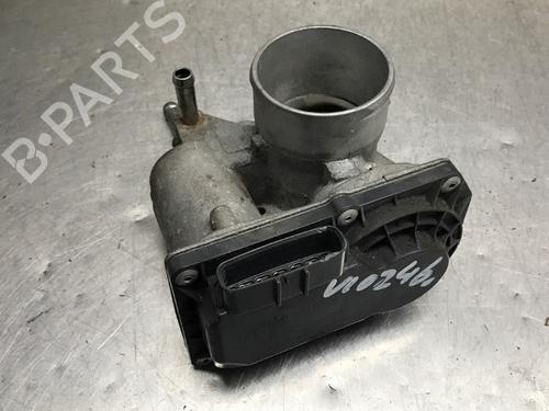 Used Throttle body TOYOTA YARIS (_P13_) 1.5 Hybrid (NHP130_, NHP130) (101 hp) 16734040