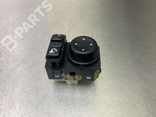 Used Switch Switch NISSAN QASHQAI II SUV (J11, J11_) 1.2 DIG-T (115 hp) 10849279 10849279
