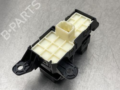 Switch TOYOTA YARIS (_P21_, _PA1_, _PH1_) 1.5 Hybrid (MXPH11) | BP10937522I30 