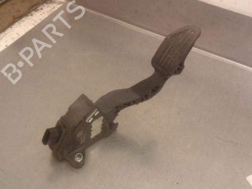 Used Pedal TOYOTA YARIS (_P13_) 1.0 (KSP130_, KSP130) (69 hp) 10830019