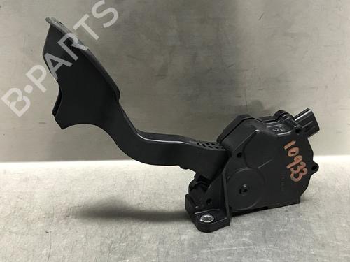 Pedal TOYOTA VERSO S (_P12_) 1.33 (NSP120_) (99 hp) 33181103